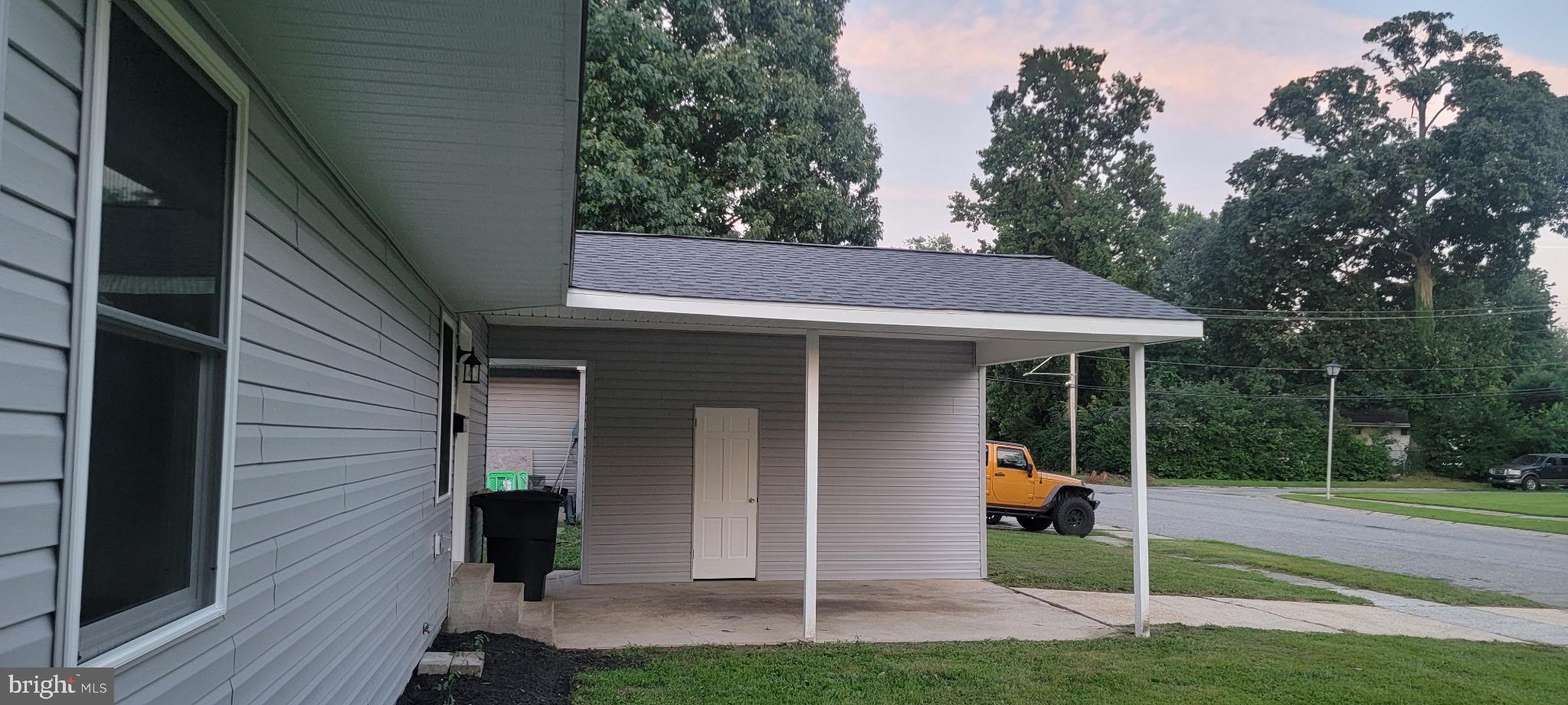 745 RIVER ROAD