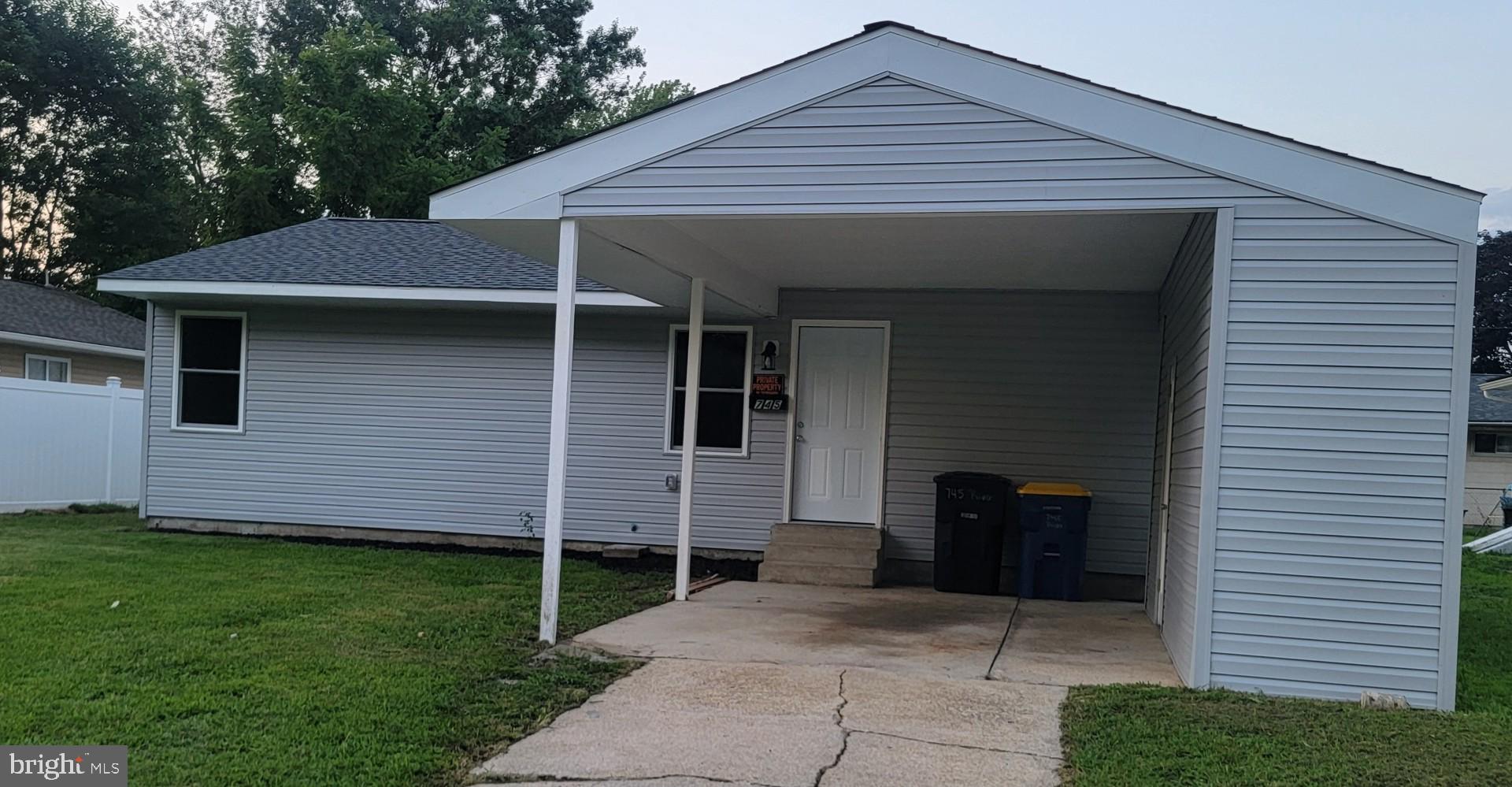 745 RIVER ROAD