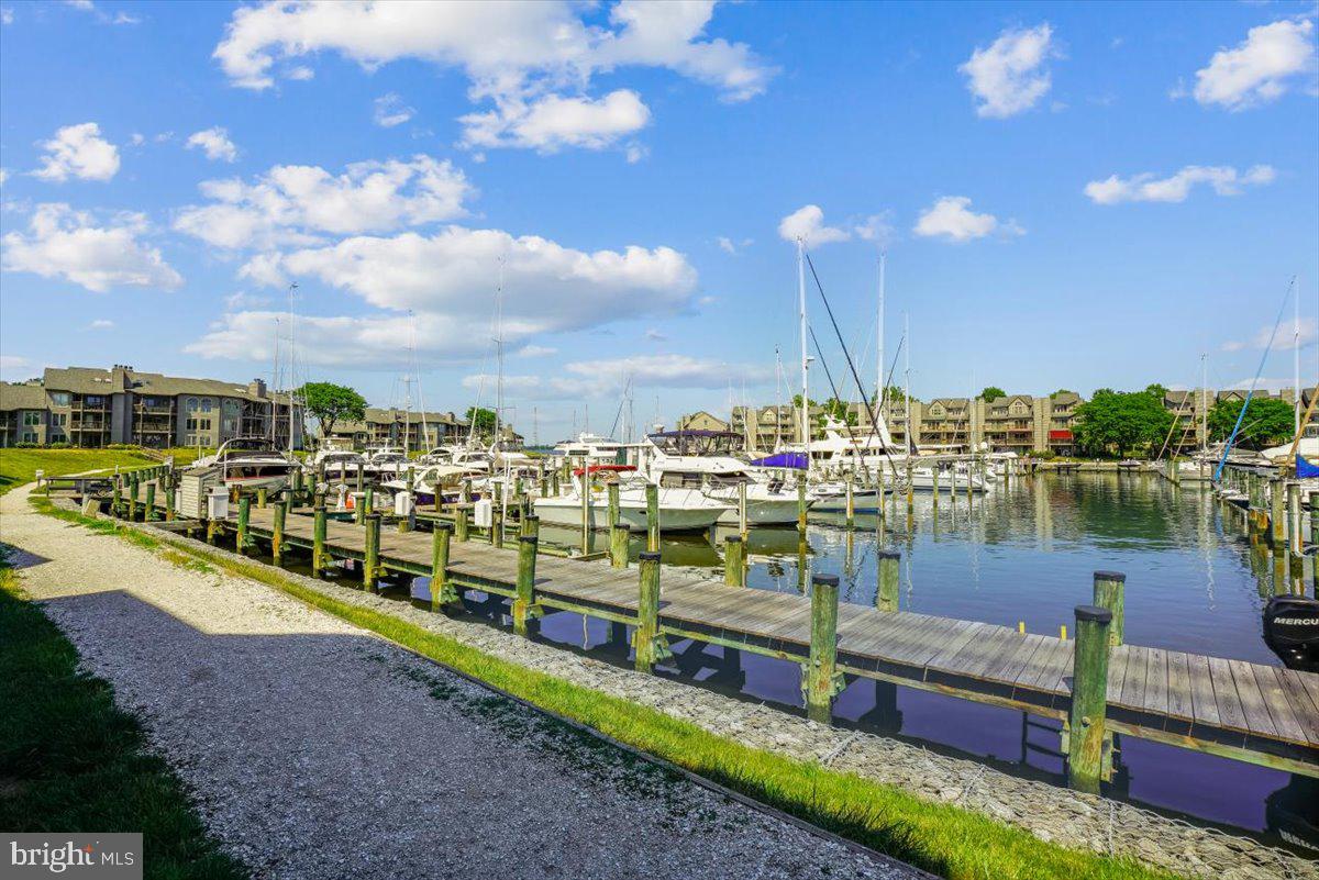 CHESAPEAKE HARBOUR - Residential