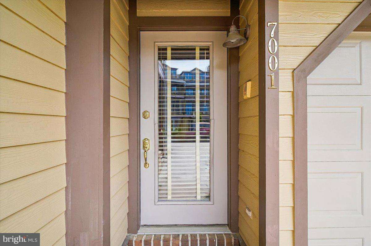 CHESAPEAKE HARBOUR - Residential