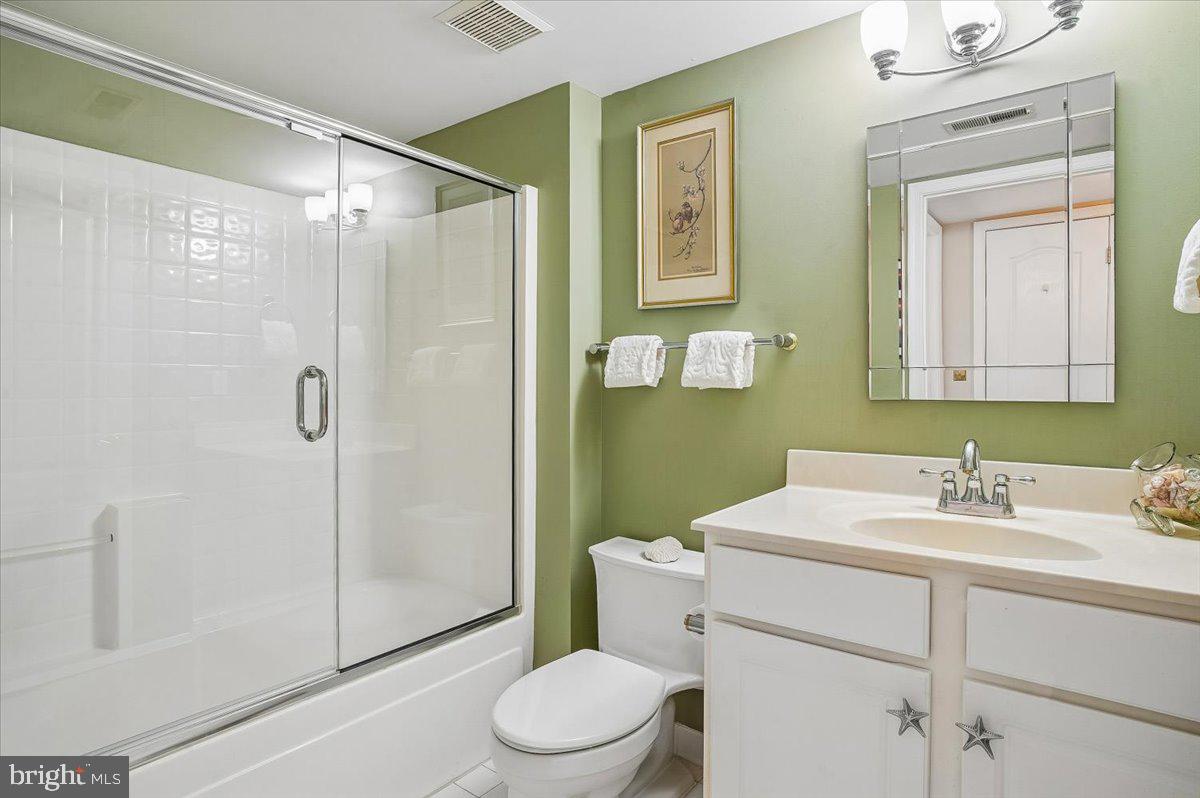 CHESAPEAKE HARBOUR - Residential