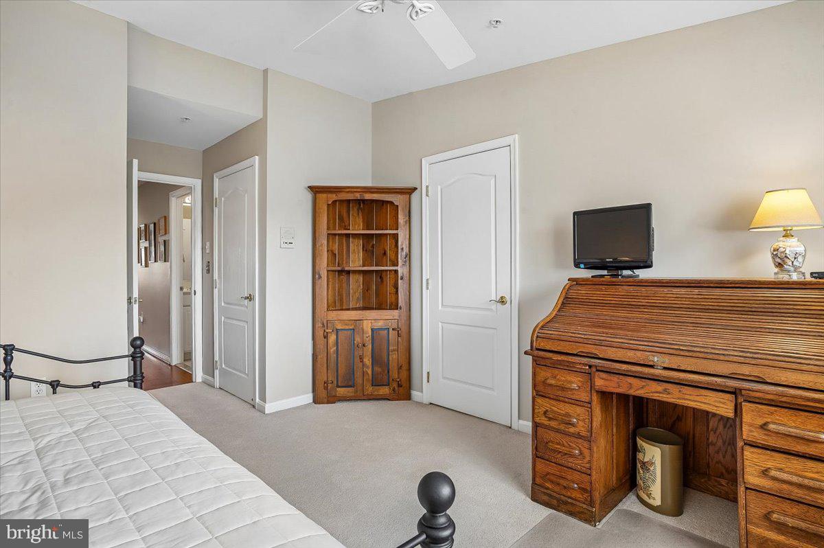 CHESAPEAKE HARBOUR - Residential