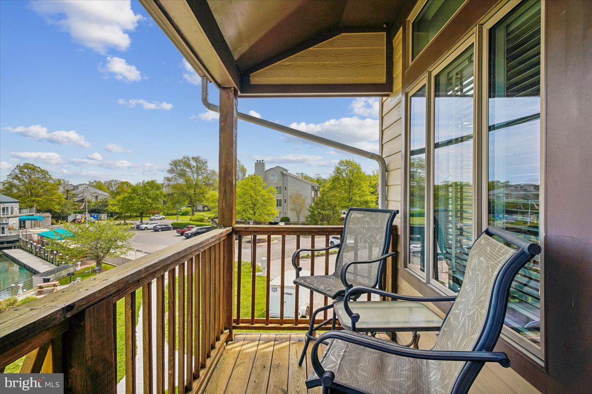 CHESAPEAKE HARBOUR - Residential