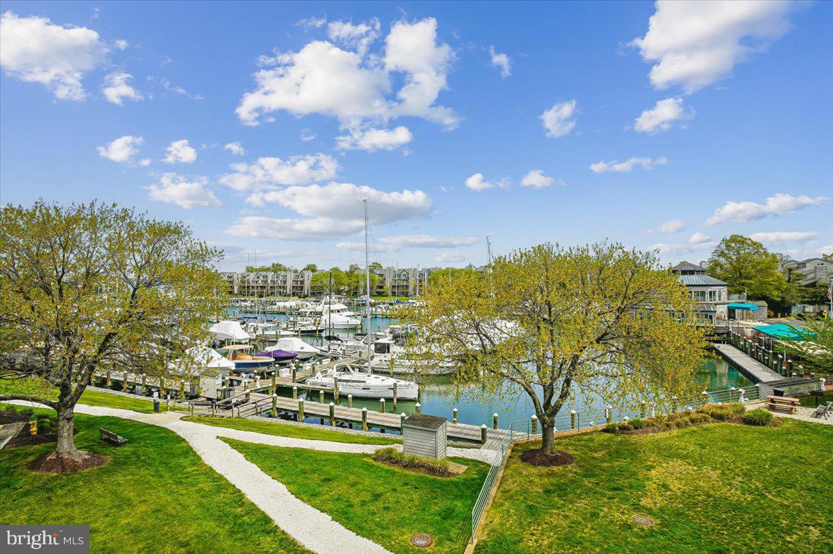 CHESAPEAKE HARBOUR - Residential