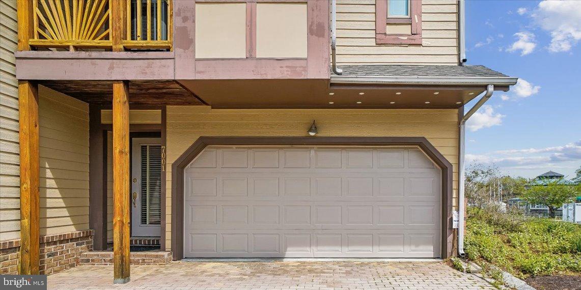 CHESAPEAKE HARBOUR - Residential