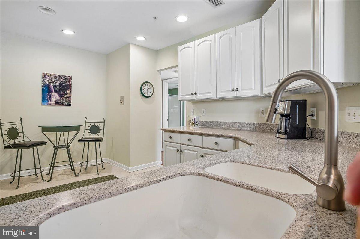 CHESAPEAKE HARBOUR - Residential