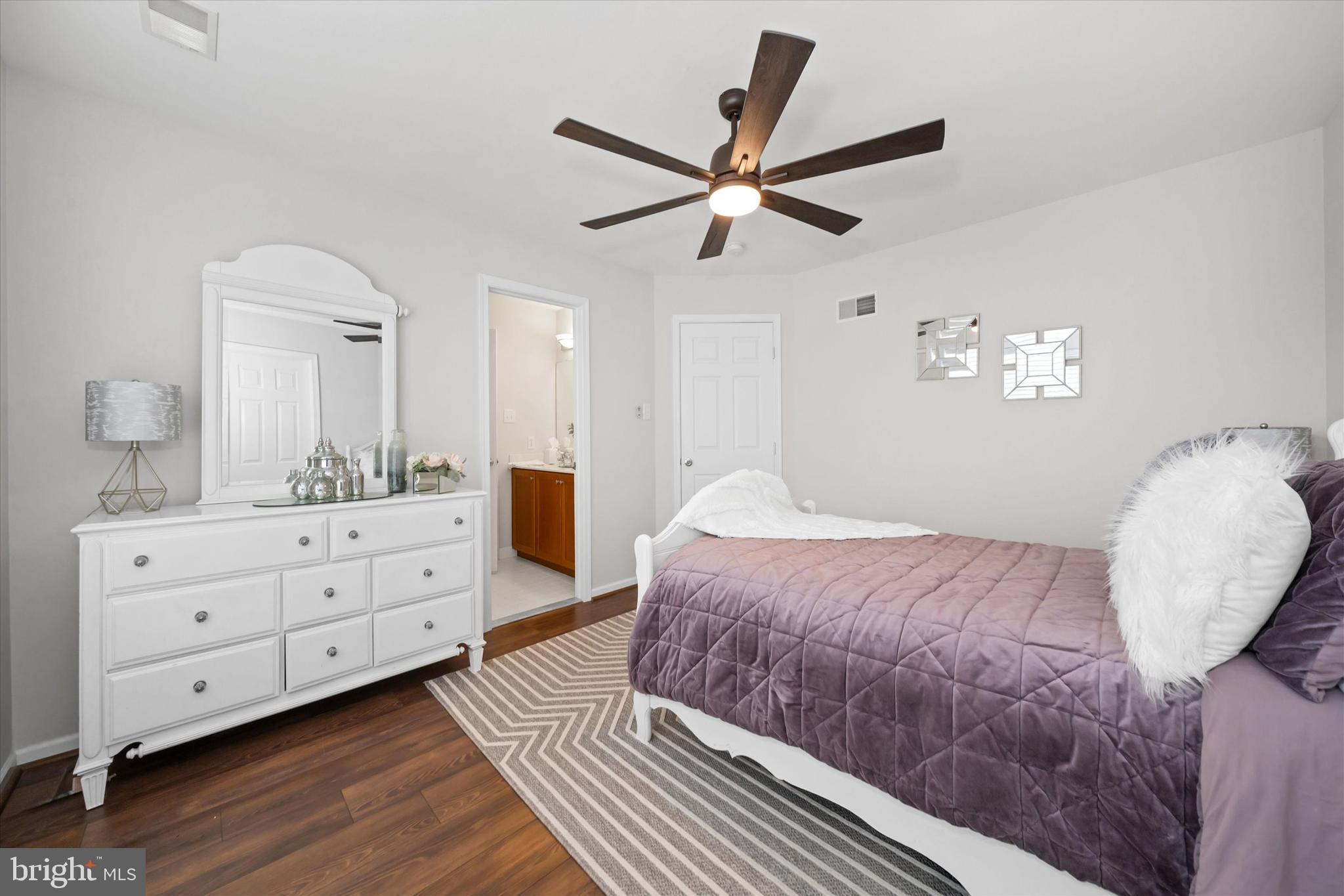 AUBURN HILLS - Residential