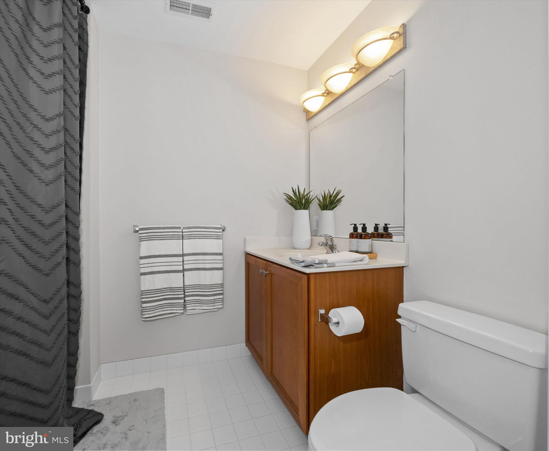 AUBURN HILLS - Residential