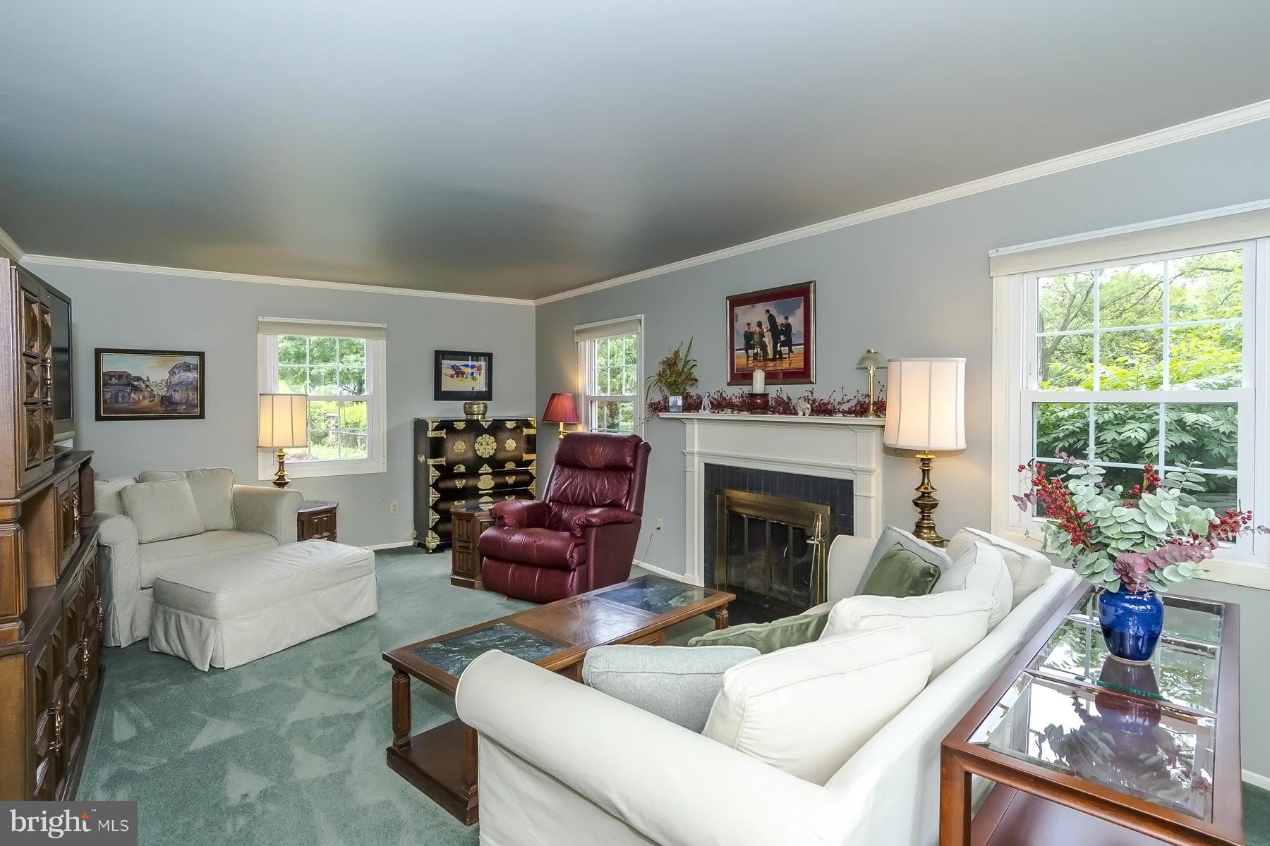 FOXHILL - Residential