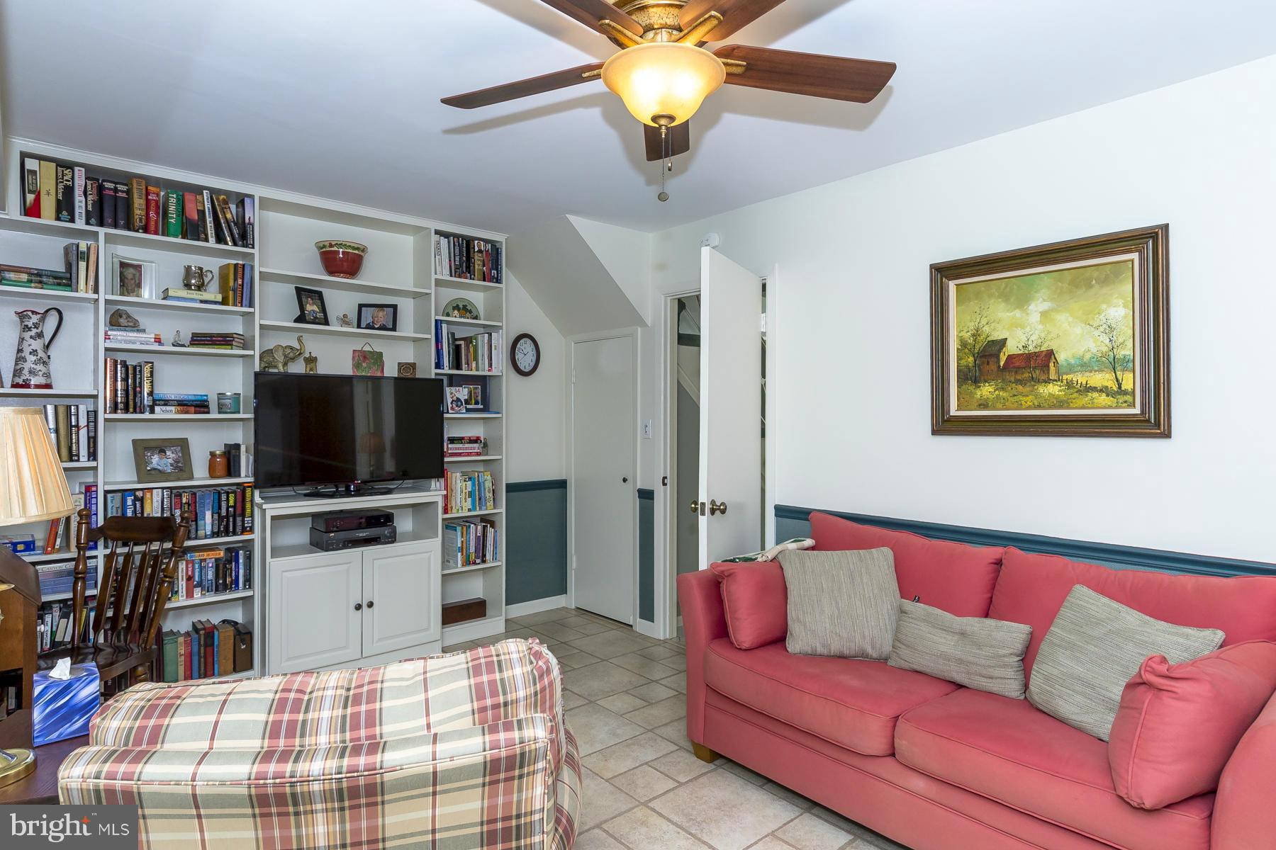 FOXHILL - Residential