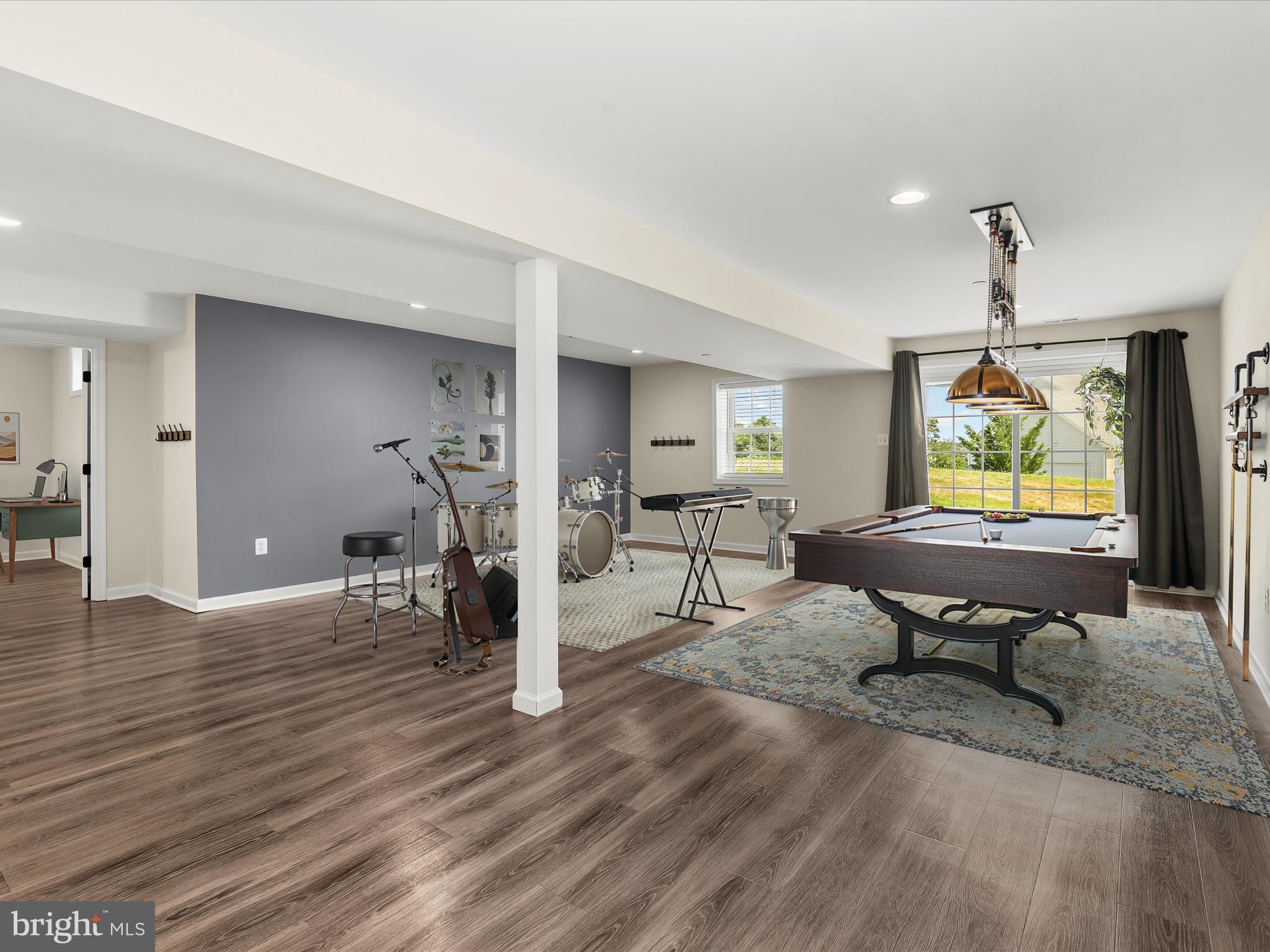 WEST OAK FIELDS - Residential