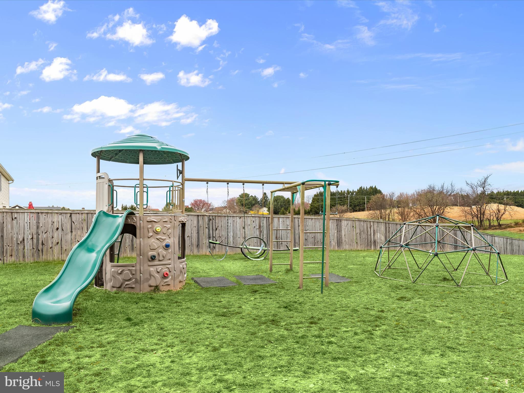 WEST OAK FIELDS - Residential