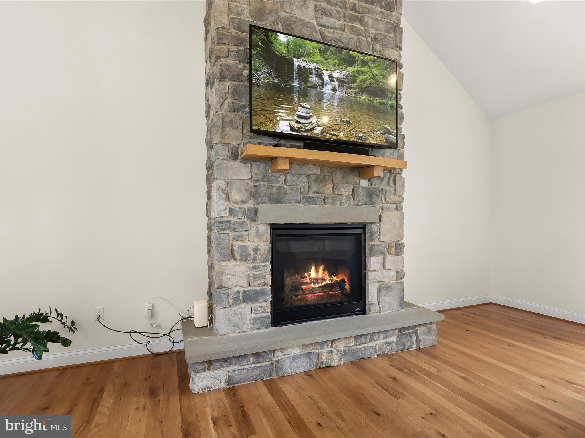 WEST OAK FIELDS - Residential