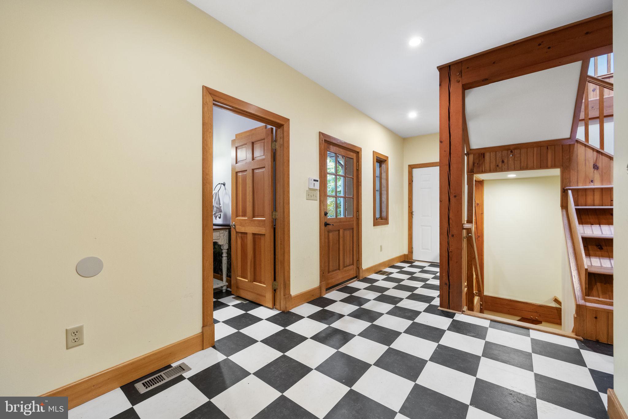 GLEN BROOK WOODS - Residential