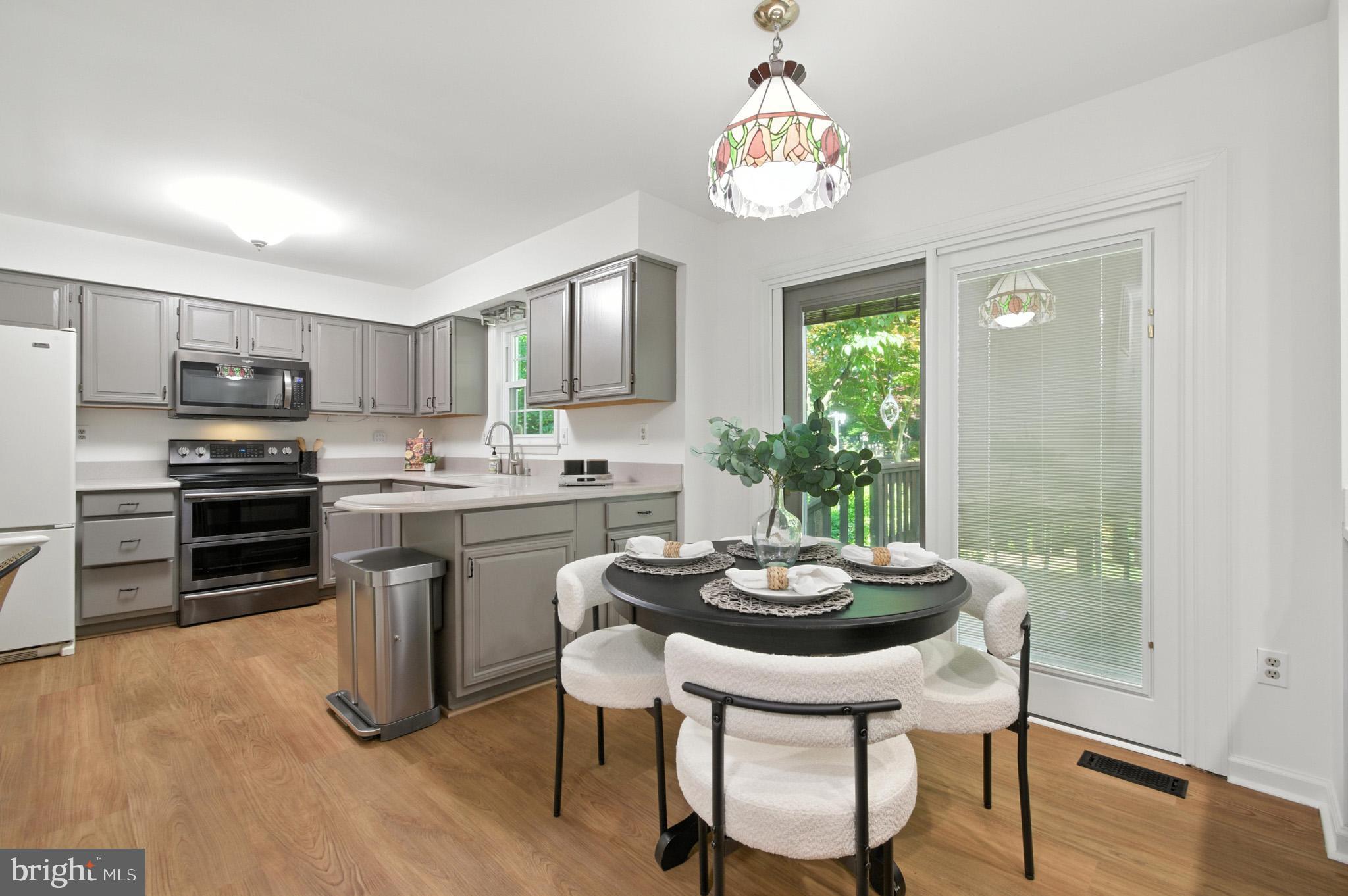 HICKORY RIDGE - Residential