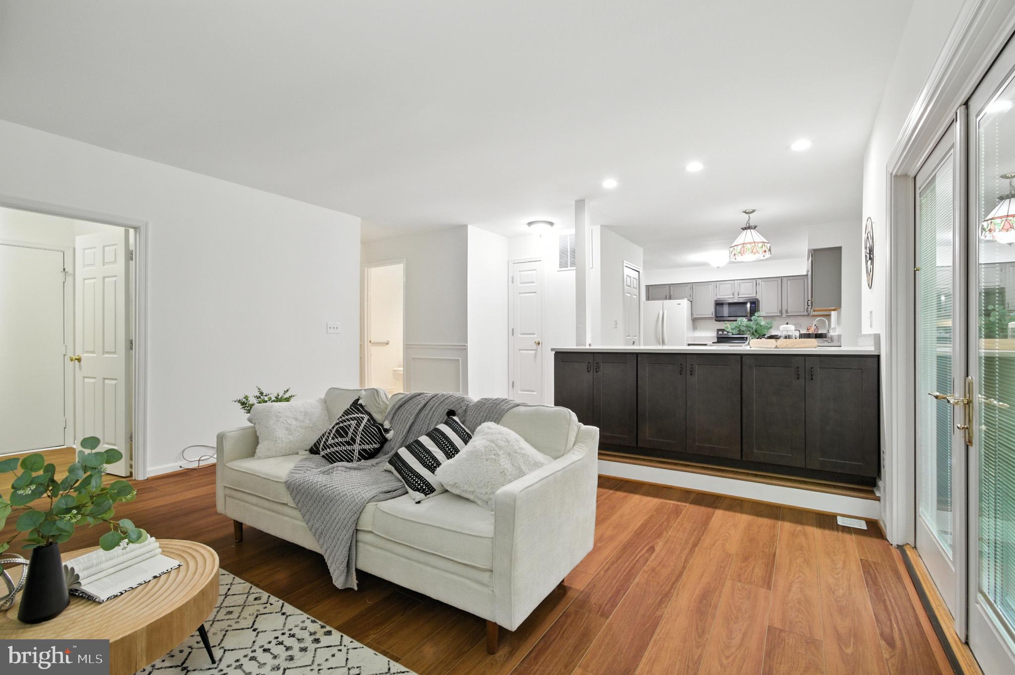 HICKORY RIDGE - Residential