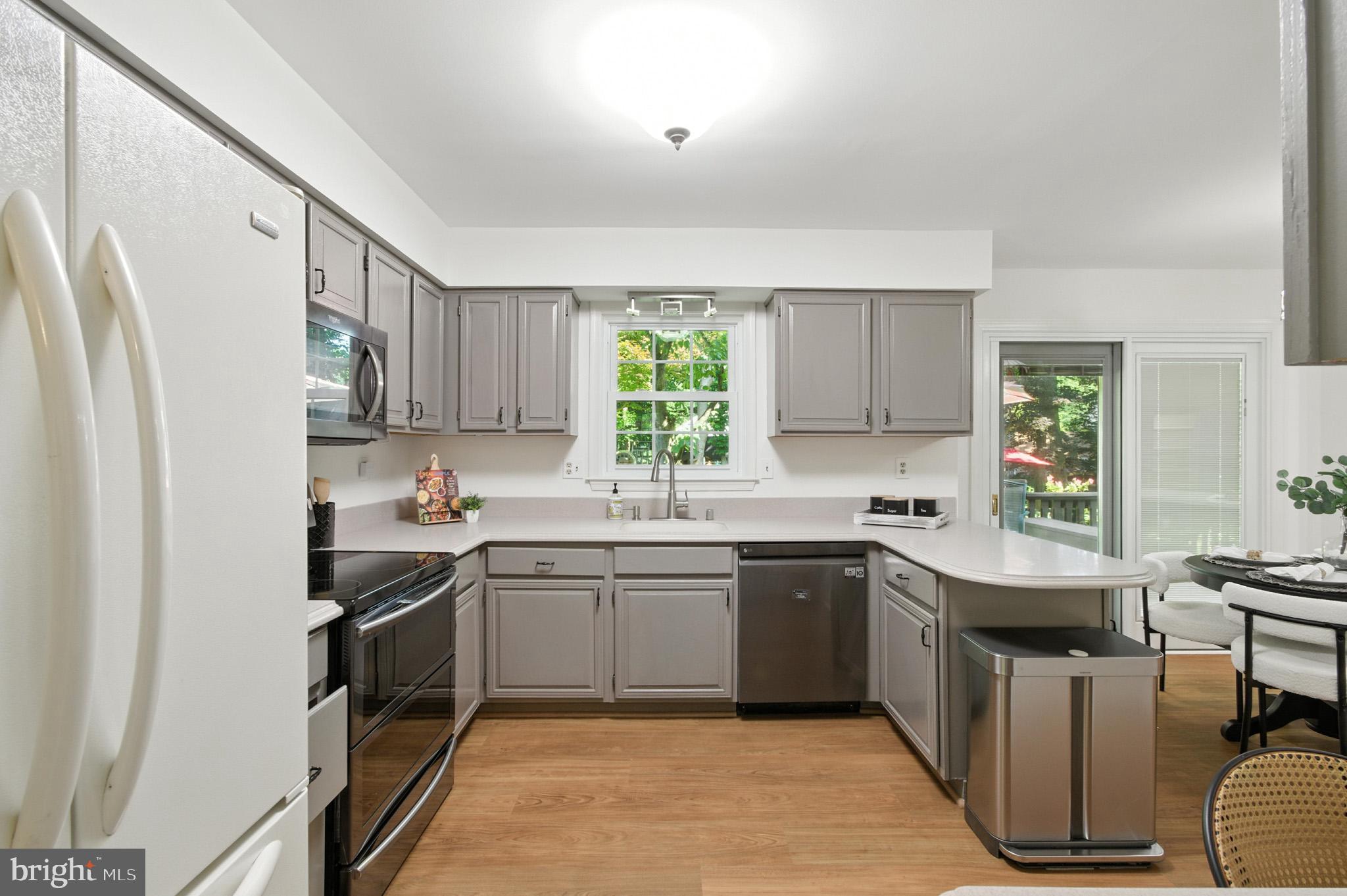 HICKORY RIDGE - Residential