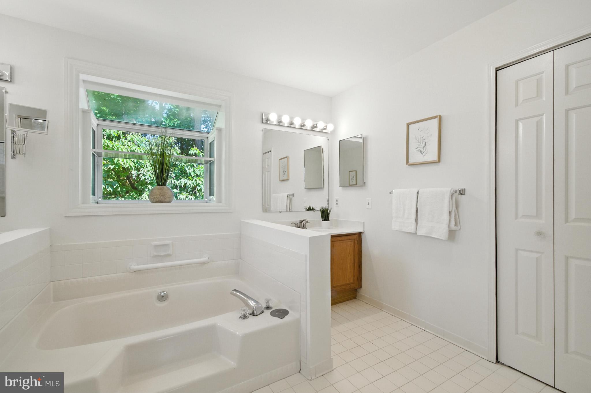 HICKORY RIDGE - Residential