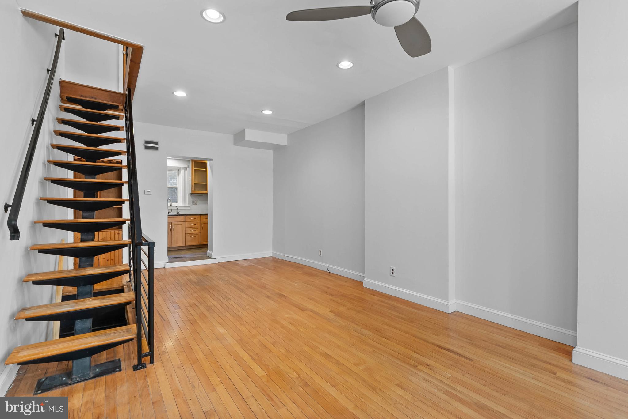 FAIRMOUNT - Residential Lease