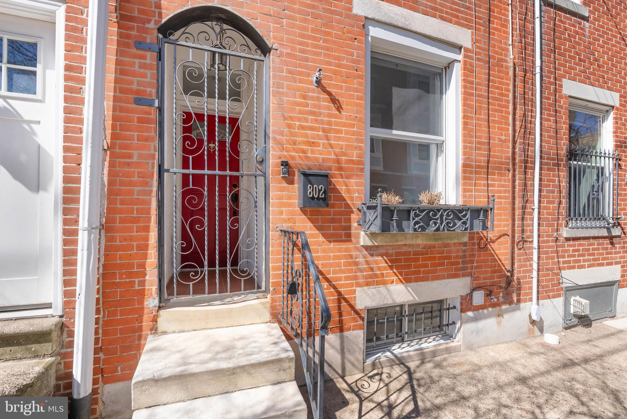 FAIRMOUNT - Residential Lease