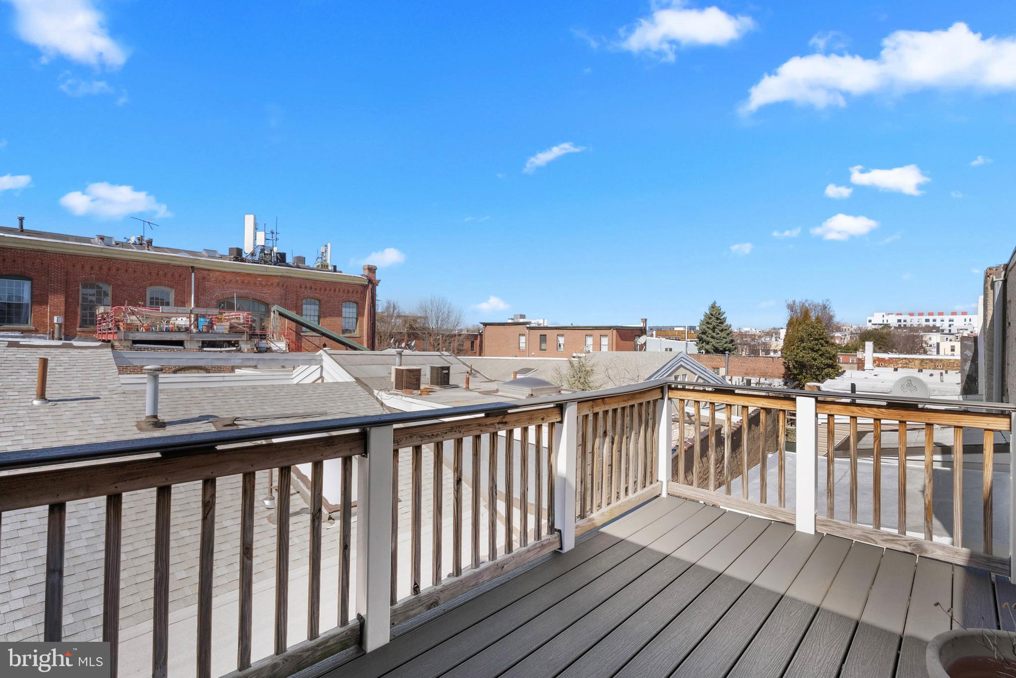 FAIRMOUNT - Residential Lease