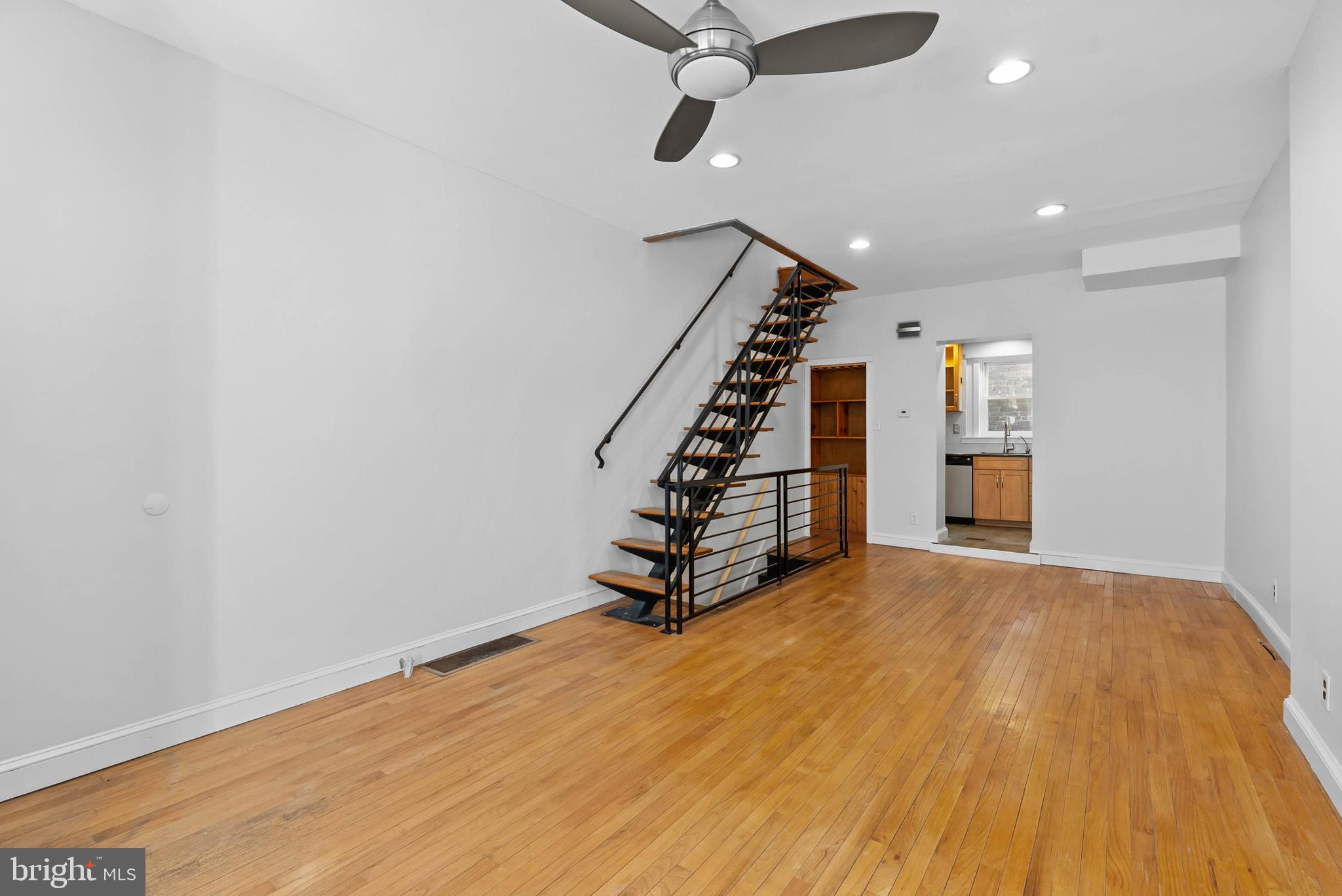 FAIRMOUNT - Residential Lease