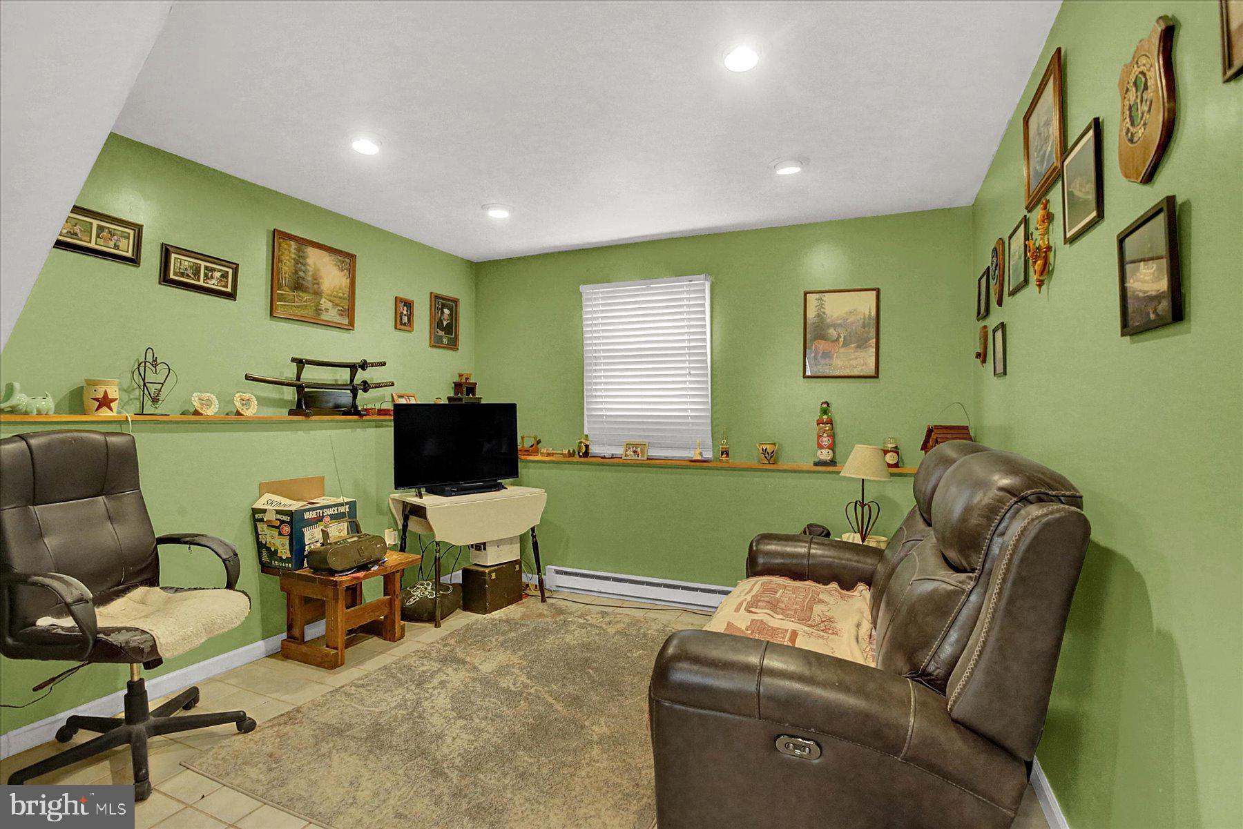 VALLEY GREEN HEIGHTS - Residential