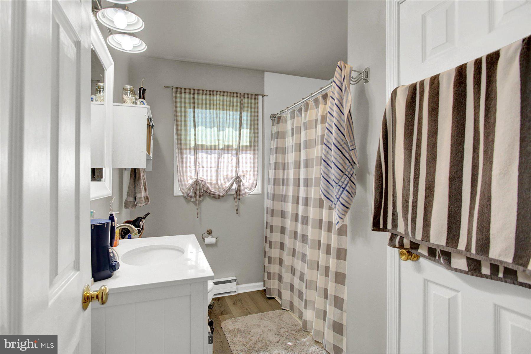 VALLEY GREEN HEIGHTS - Residential