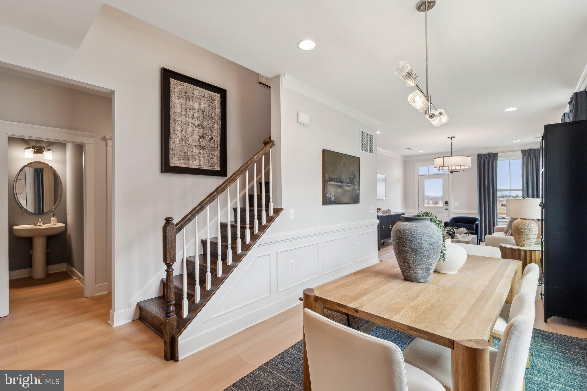HIATT POINTE AT SNOWDEN BRIDGE - Residential