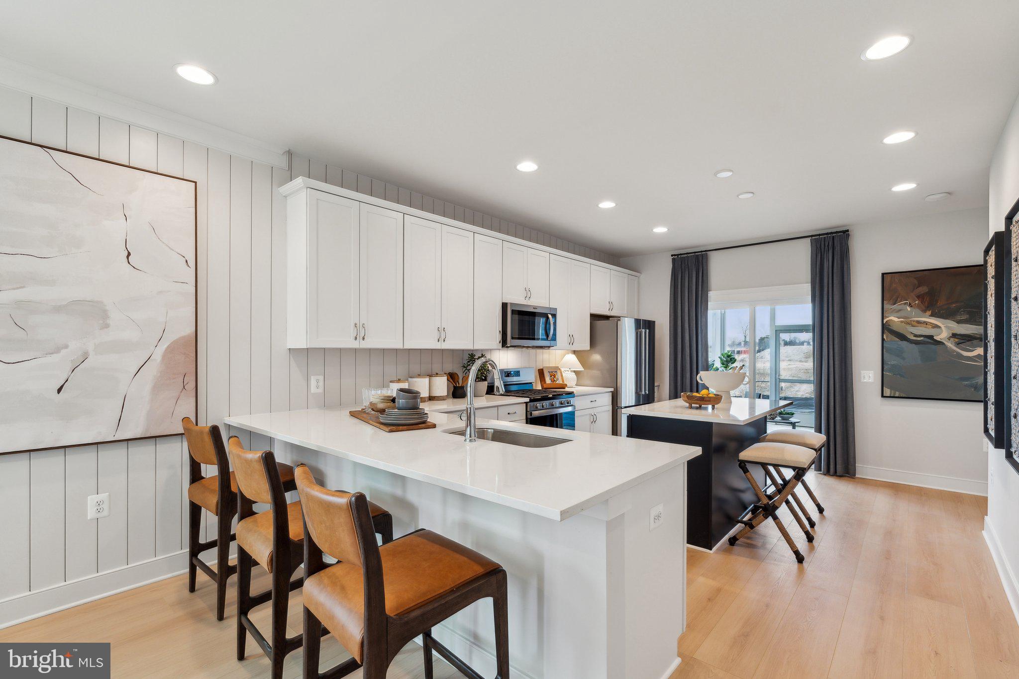 HIATT POINTE AT SNOWDEN BRIDGE - Residential