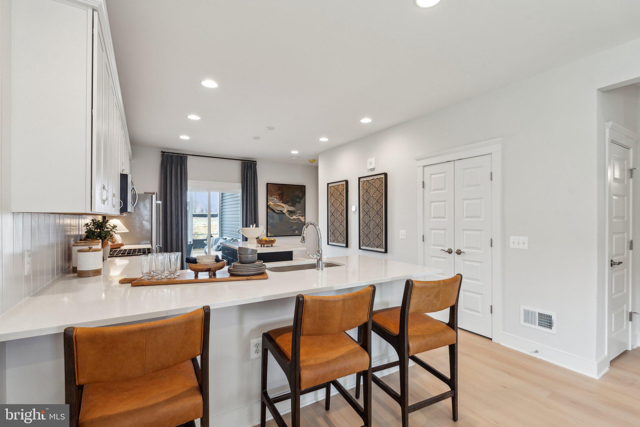 HIATT POINTE AT SNOWDEN BRIDGE - Residential