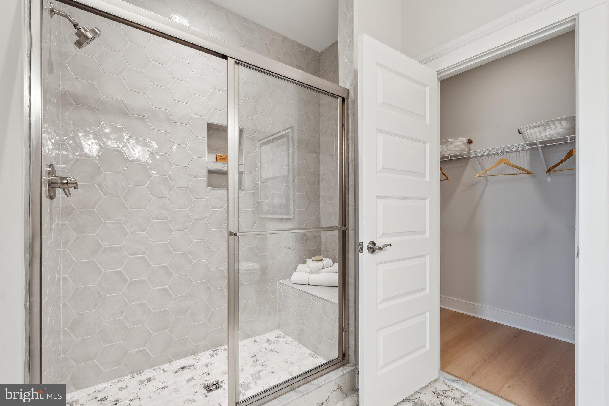 HIATT POINTE AT SNOWDEN BRIDGE - Residential