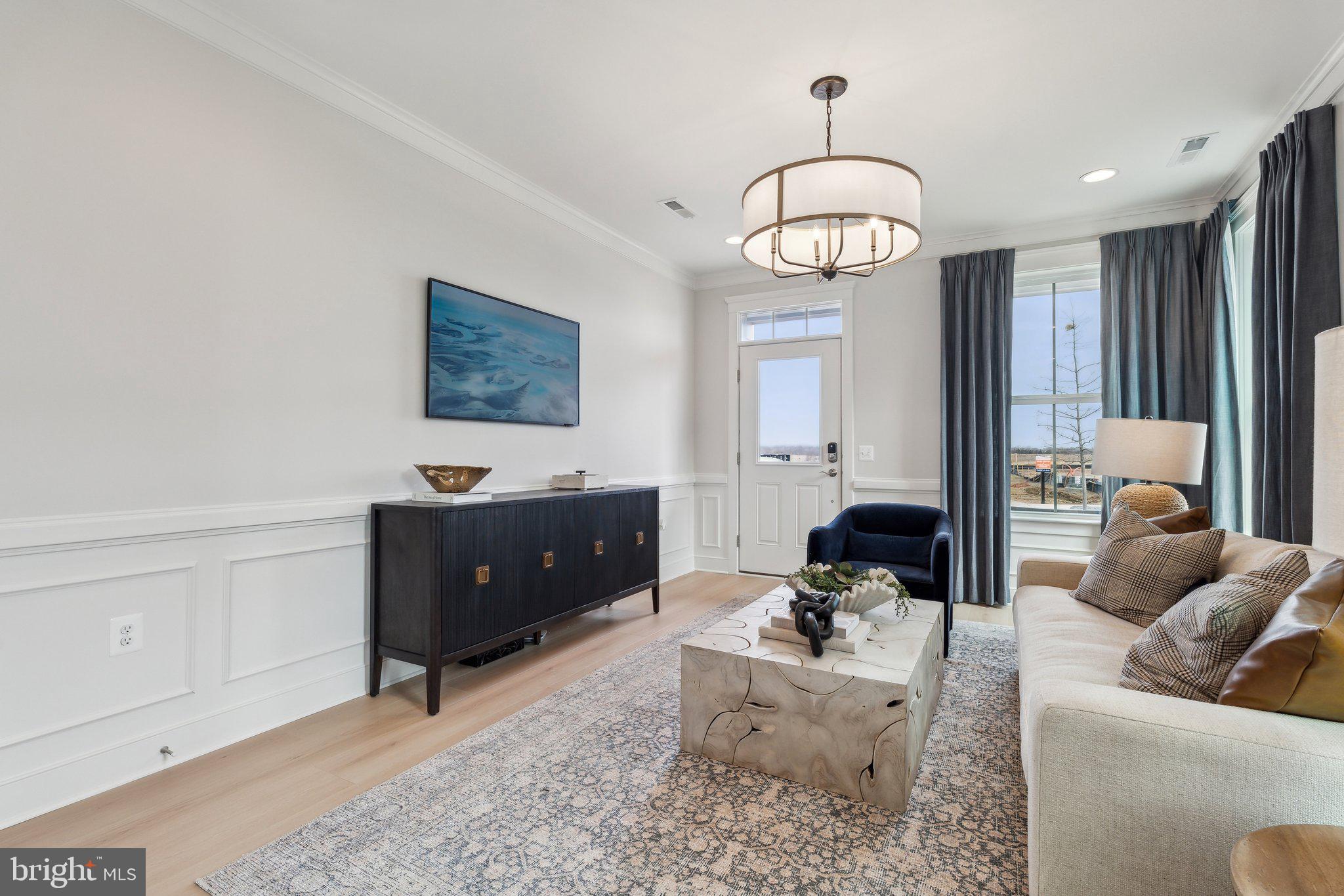 HIATT POINTE AT SNOWDEN BRIDGE - Residential