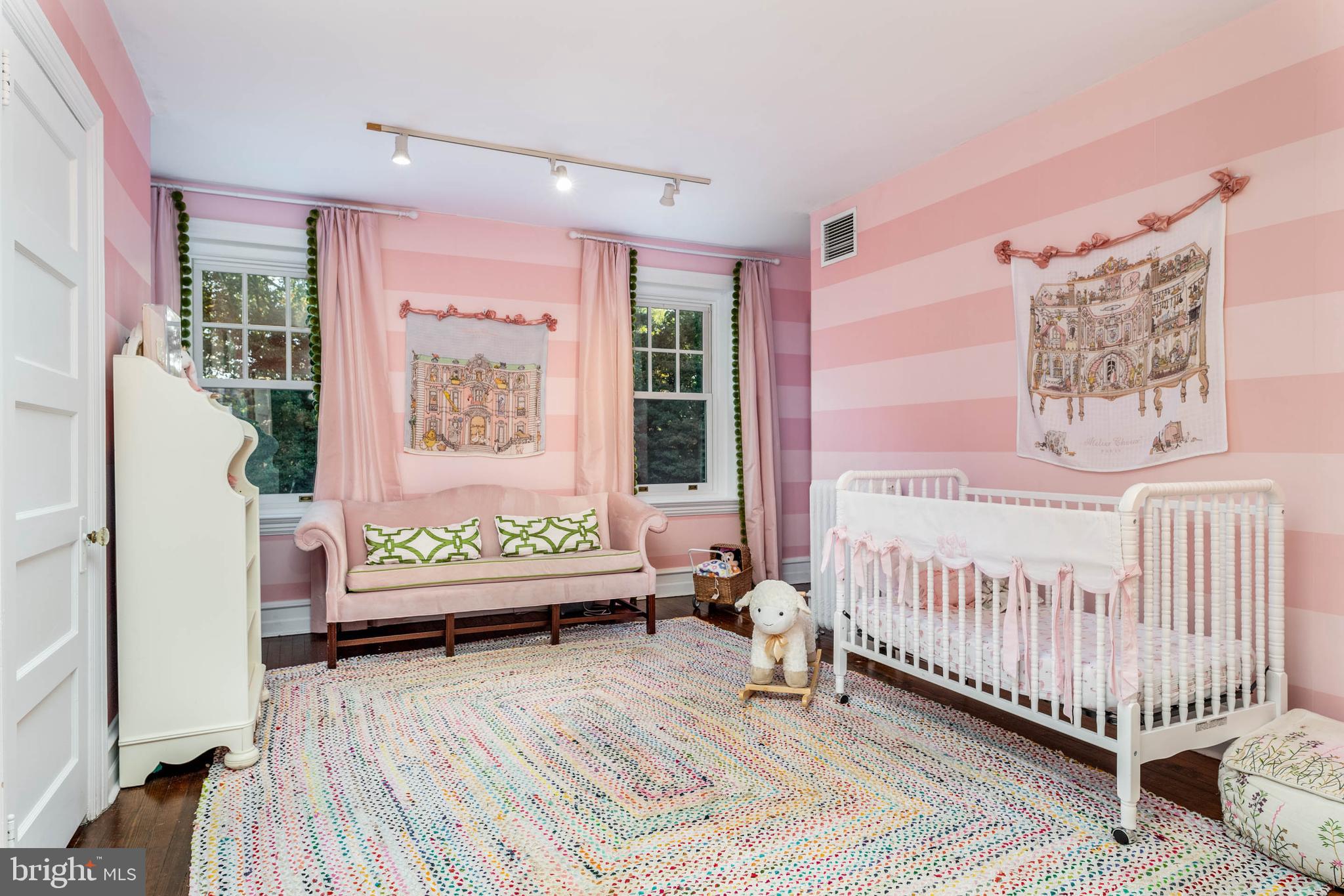 MILLBROOK - Residential