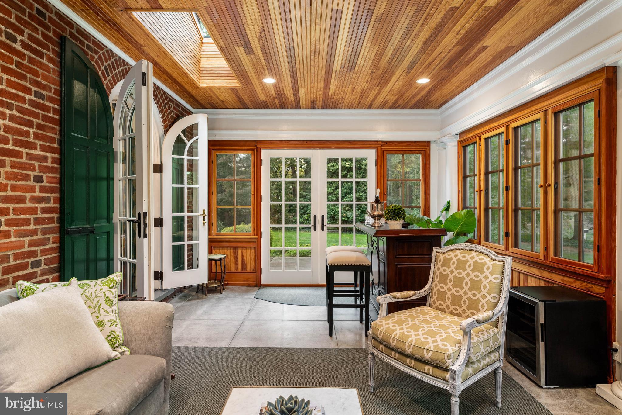 MILLBROOK - Residential