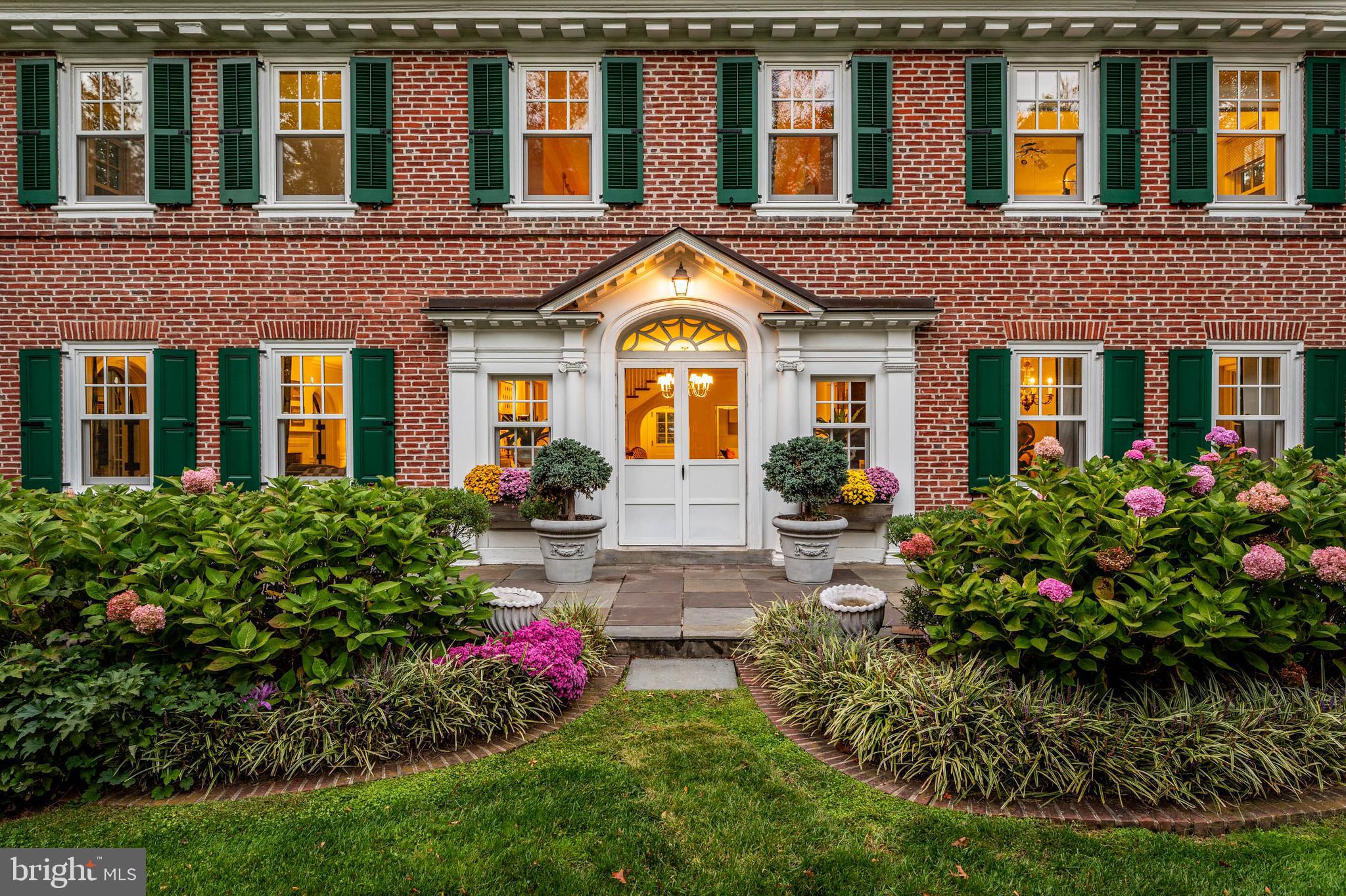 MILLBROOK - Residential