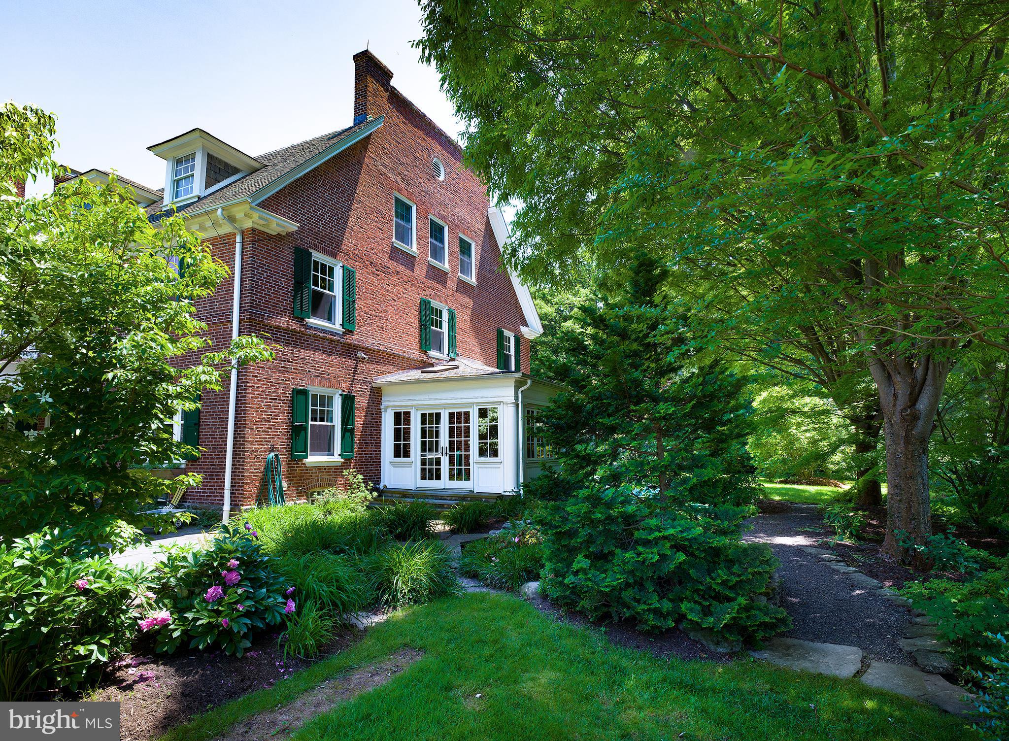 MILLBROOK - Residential