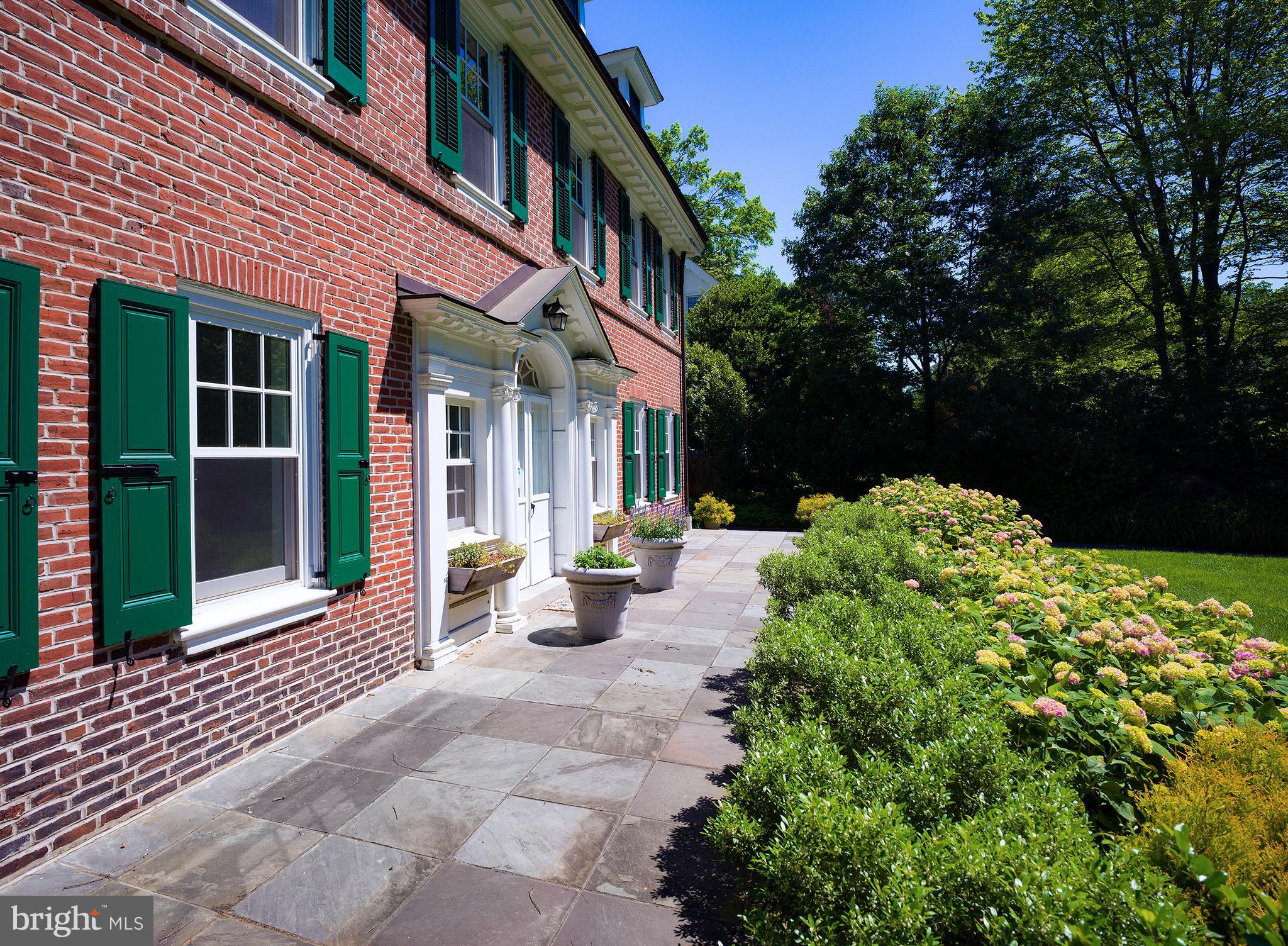 MILLBROOK - Residential