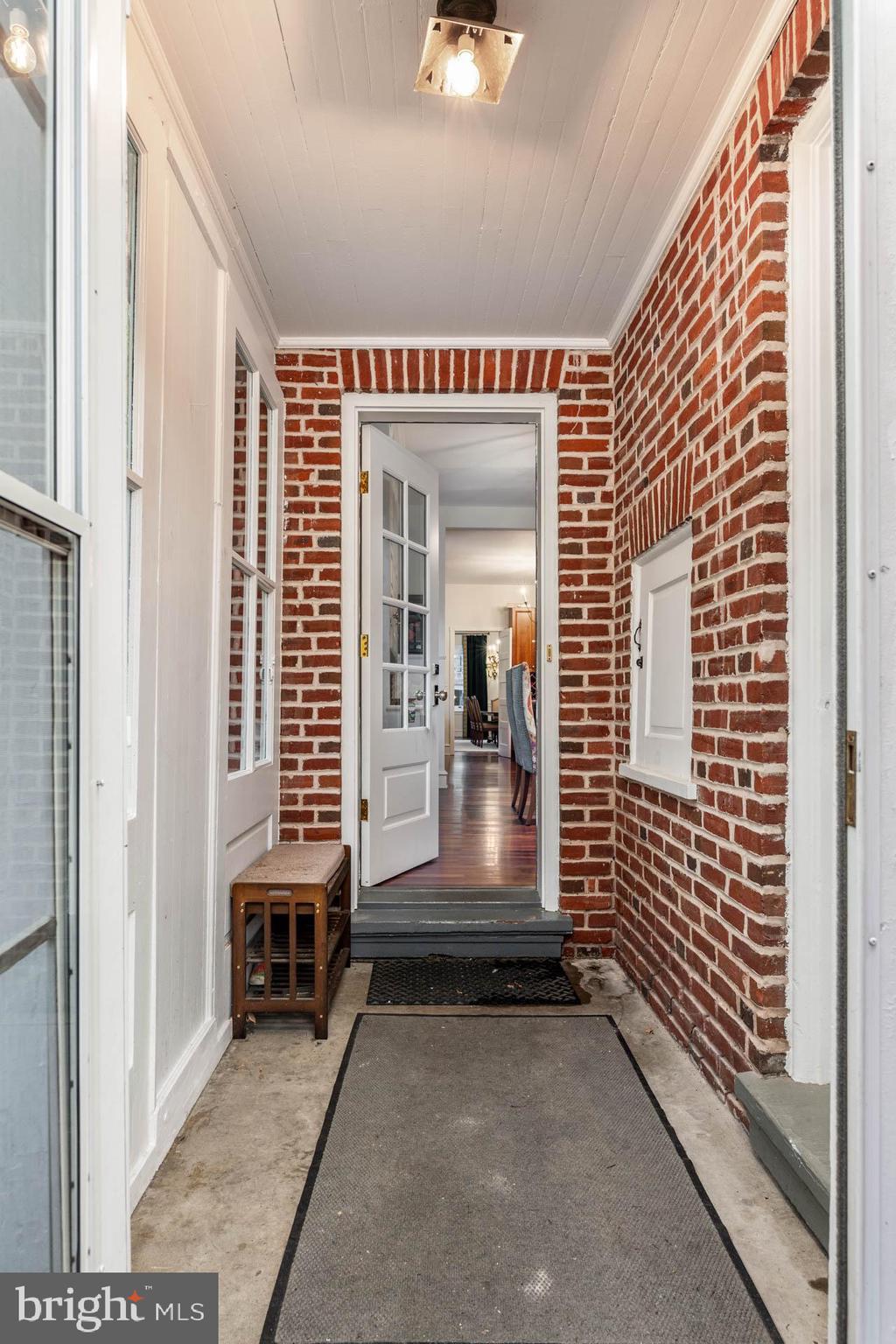 MILLBROOK - Residential