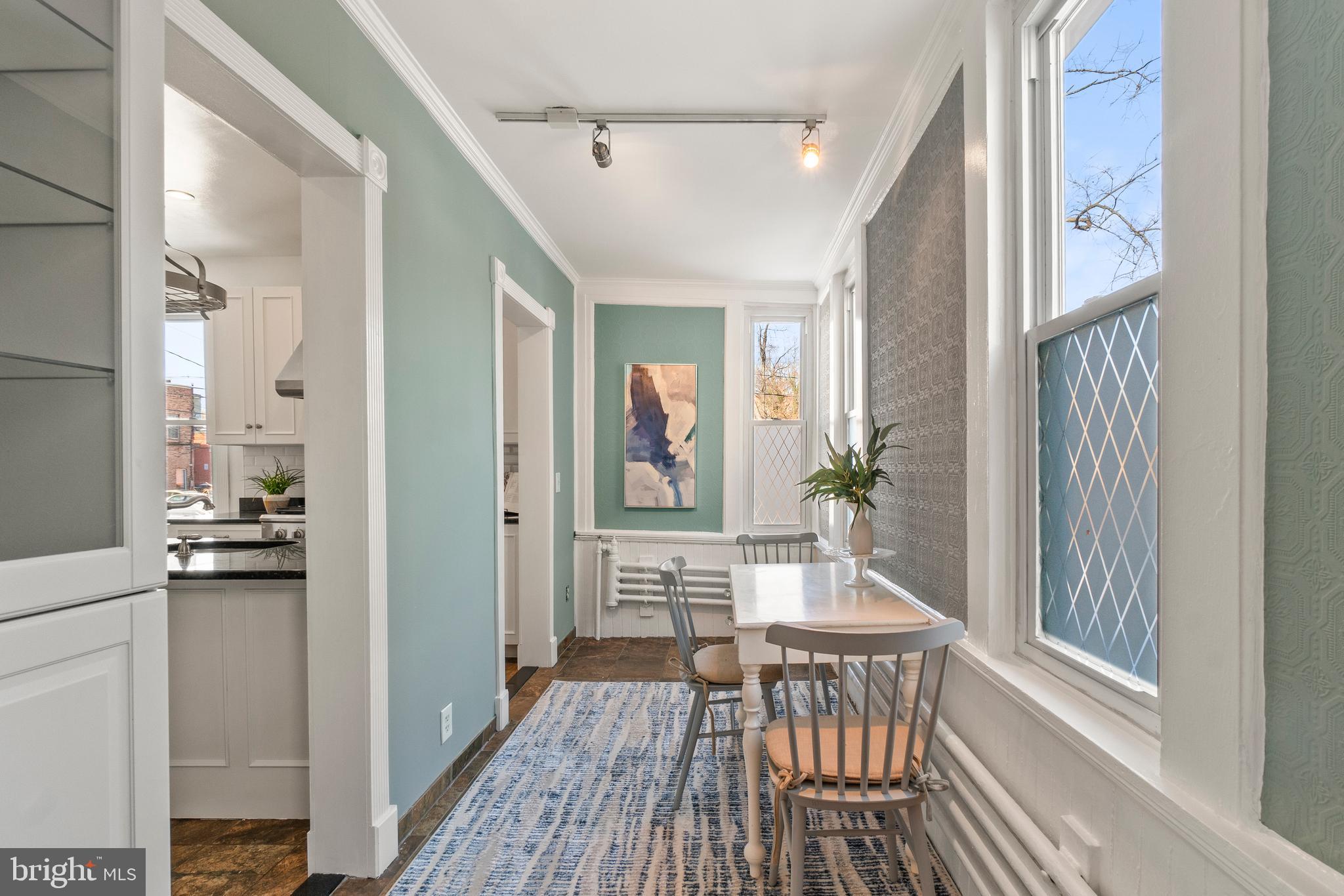 ROLAND PARK - Residential