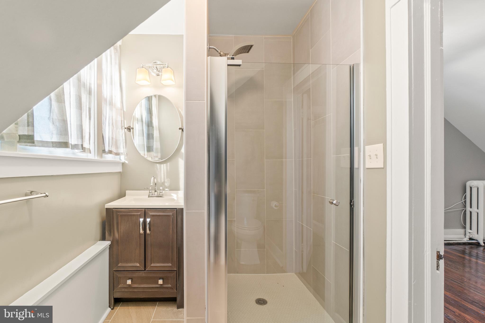 ROLAND PARK - Residential