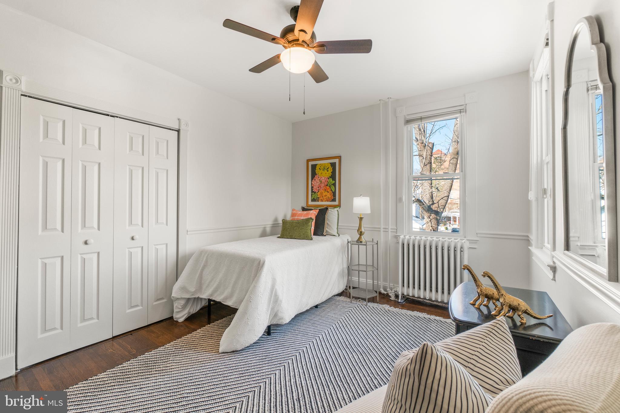 ROLAND PARK - Residential