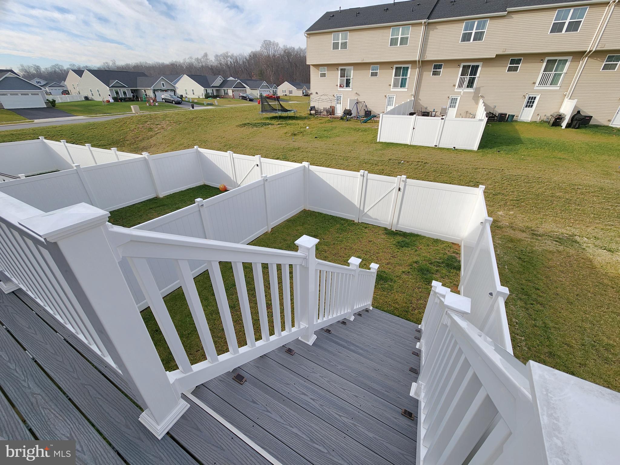 THE LAKES AT MARTINSBURG - Residential Lease