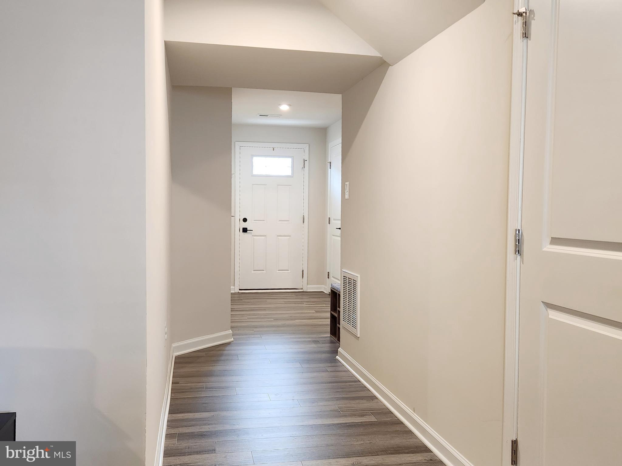 THE LAKES AT MARTINSBURG - Residential Lease