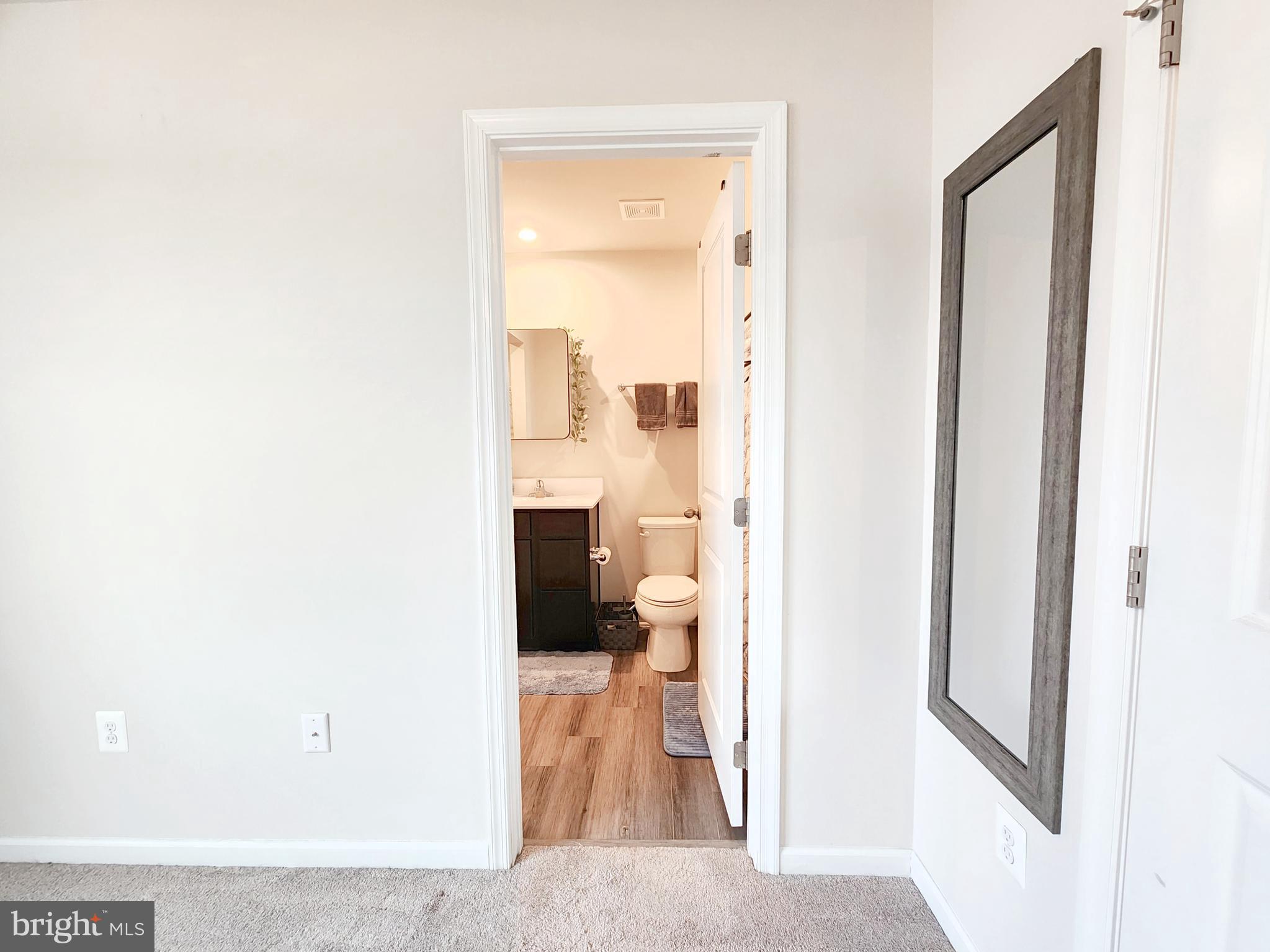 THE LAKES AT MARTINSBURG - Residential Lease