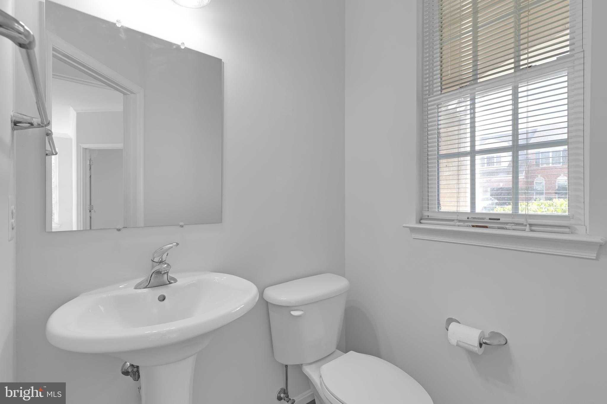 PARKWAY WEST - Residential