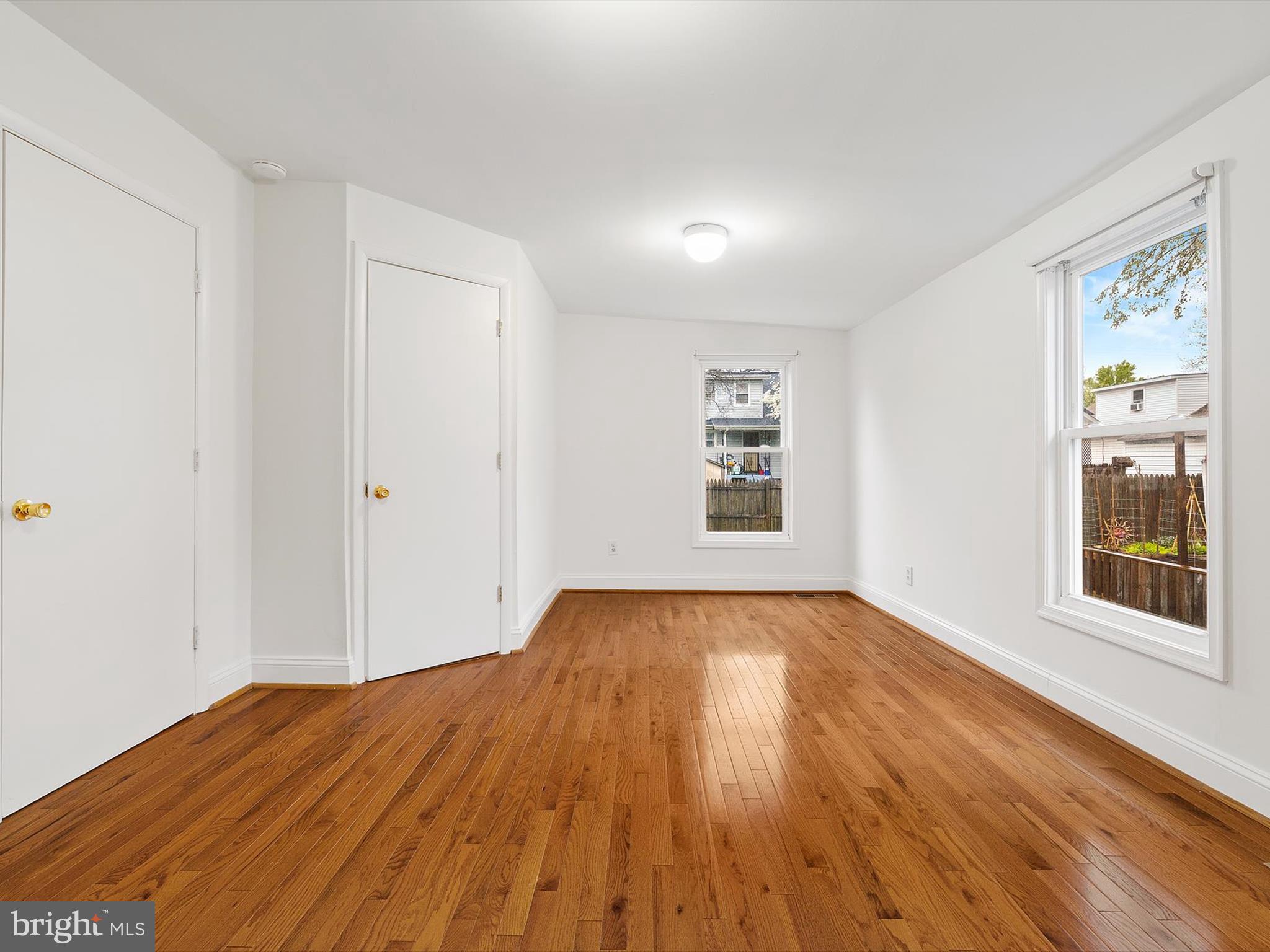 MOYERS PARK - Residential