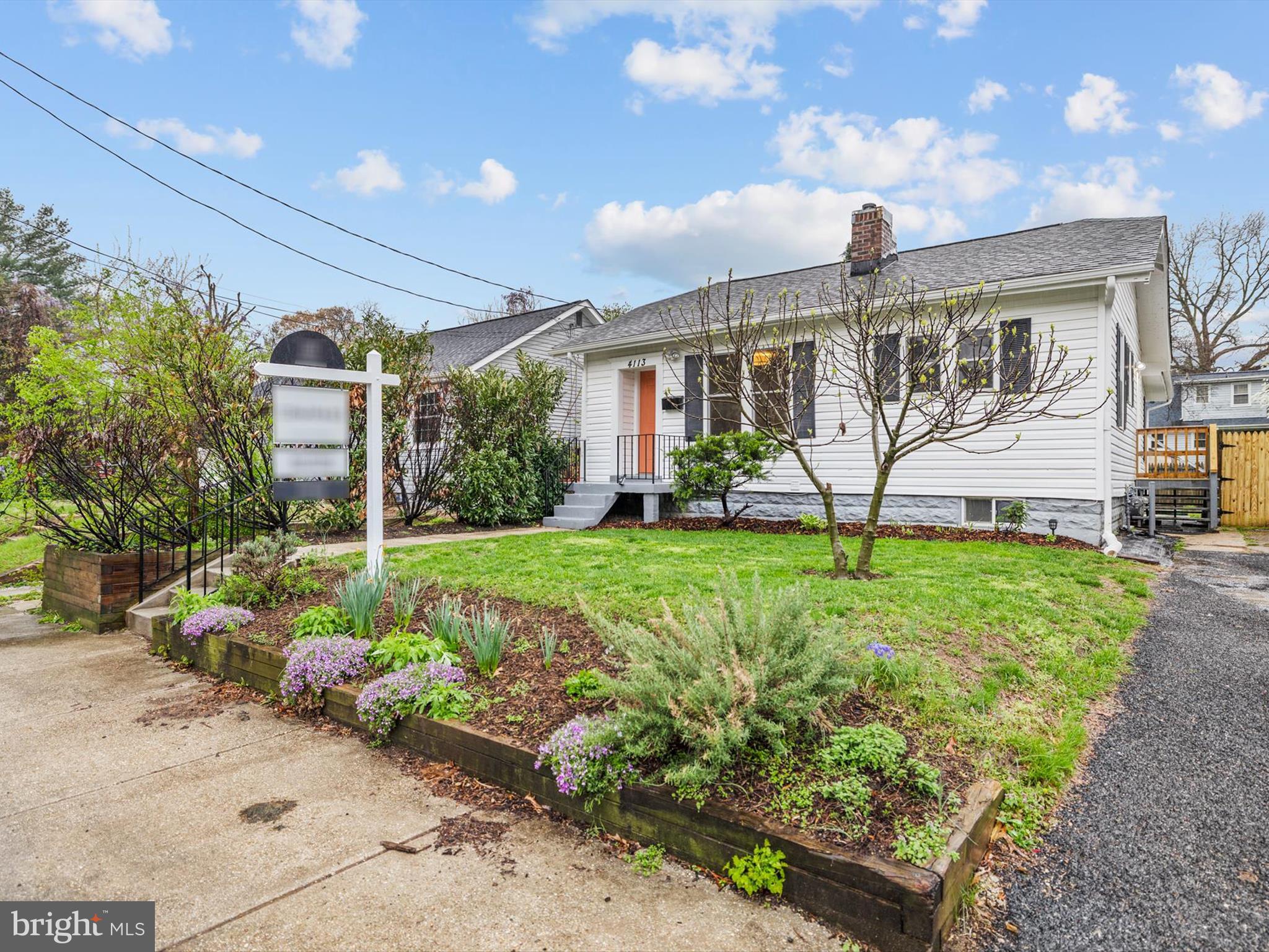 MOYERS PARK - Residential