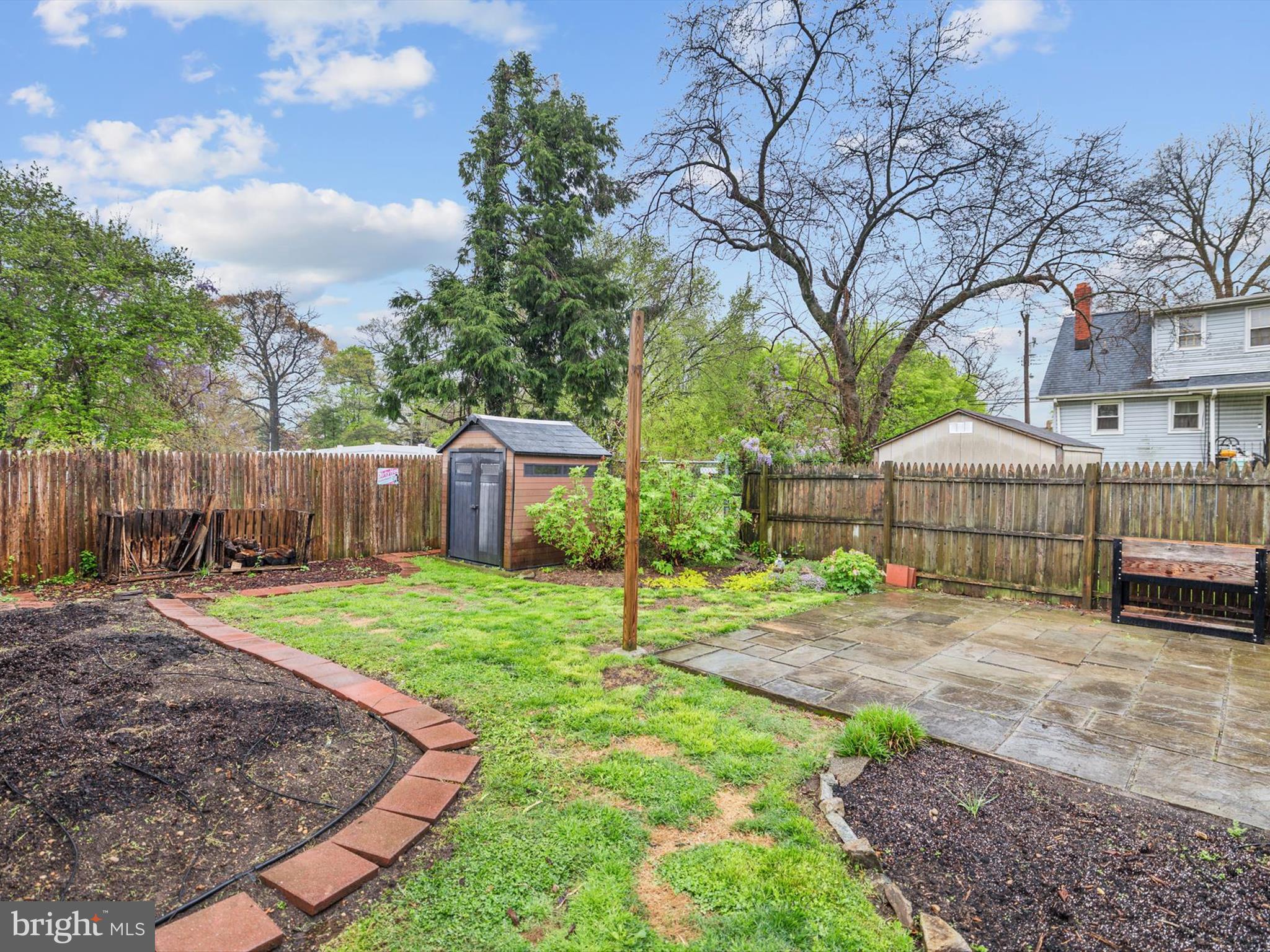 MOYERS PARK - Residential