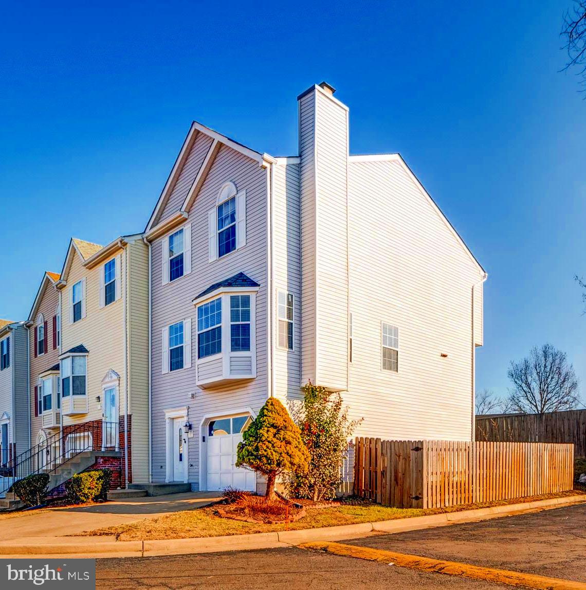 SUNNINGDALE MEADOWS - Residential